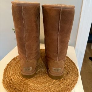 UGG tan boots sz 7
